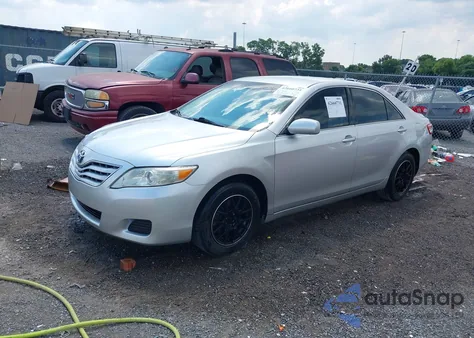 2011 Toyota Camry Le from USA, damaged, VIN 4T1BF3EK2BU176297